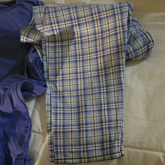 Cozy Pajamas Set - Blue Penguin Design - Picture 3 of 4